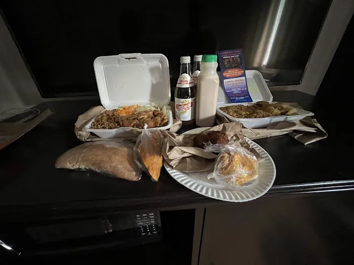 F & T West Indian Restaurant Picture 2