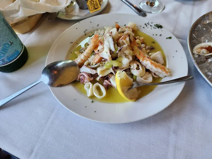 Coral Bay Cafe Picture 2