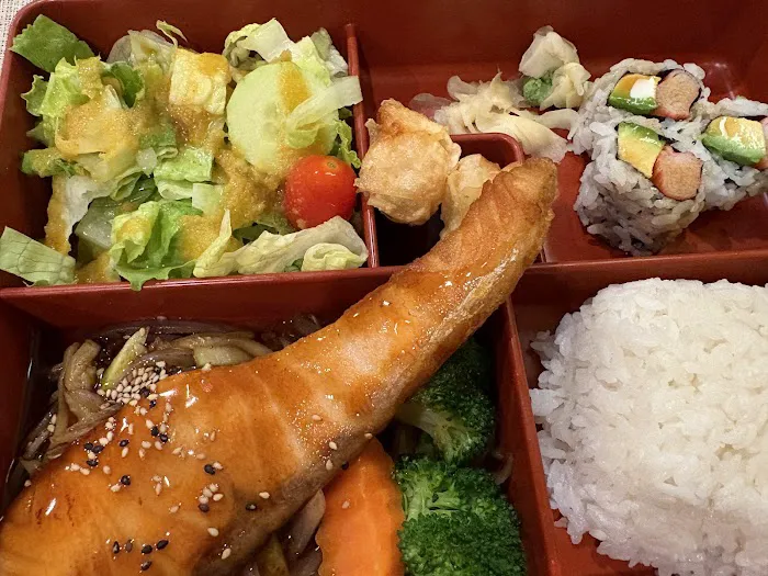 Raku Sushi Picture 4