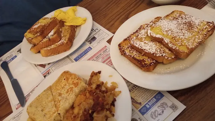 The Plaza Restaurant Picture 6