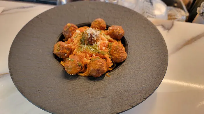 Bollicine & Co. Champagne Bar Picture 5