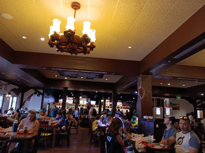 Brickbeard’s Food Market Picture 9