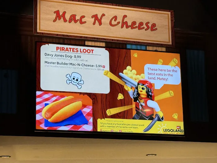 Brickbeard’s Food Market Picture 2