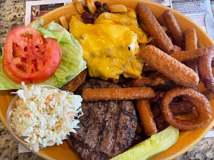 Goshen Plaza Diner Picture 9