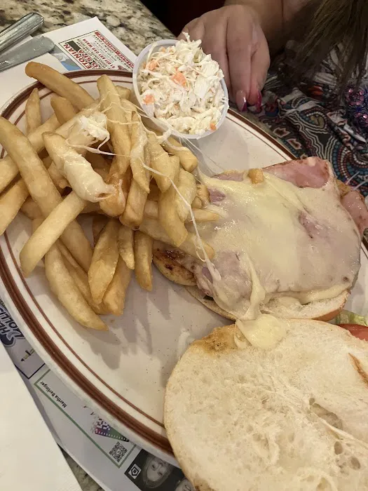 Goshen Plaza Diner Picture 1