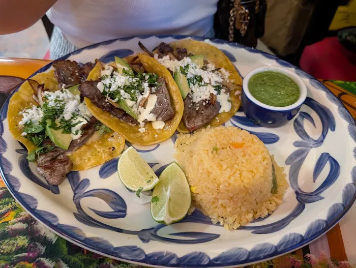 El Rancho Mexican Restaurant Picture 9