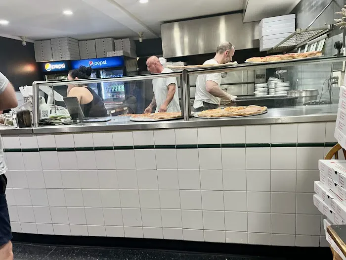 Village Pizzeria Goshen Picture 2