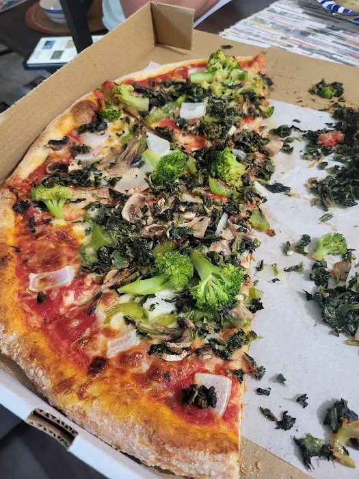 Village Pizzeria Goshen Picture 3