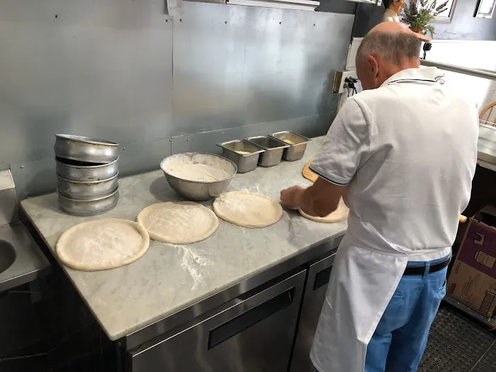 Village Pizzeria Goshen Picture 10