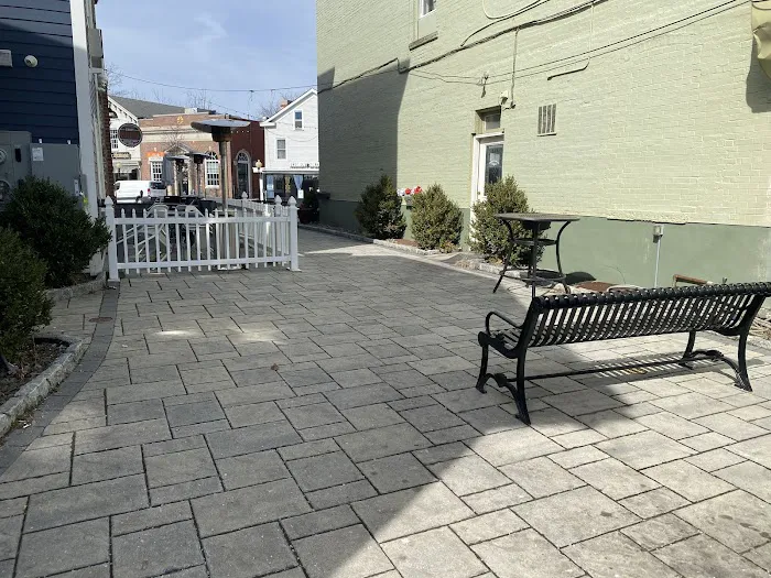 Brew - Goshen Picture 3