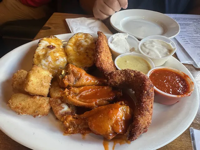 Grasshopper Irish Pub Picture 3