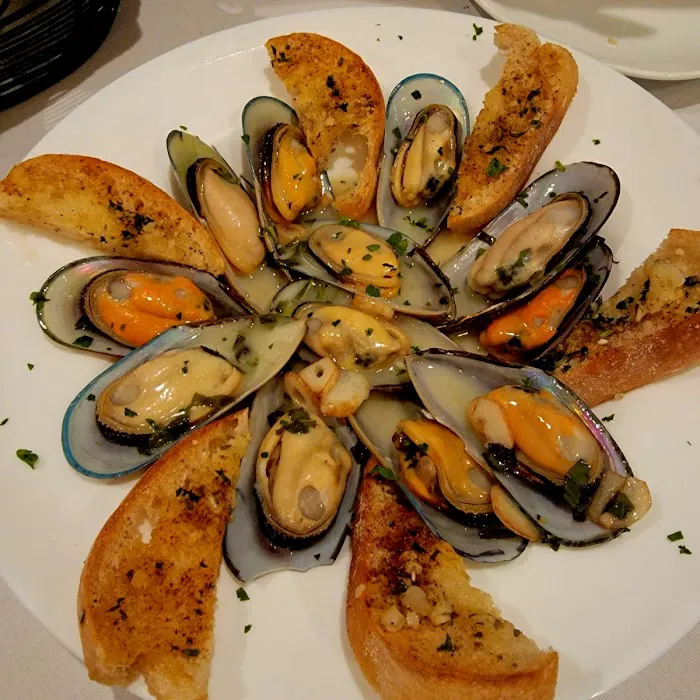 Capisce Pizzeria Picture 10