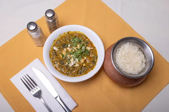 Cinnamon Indian Restaurant Picture 9