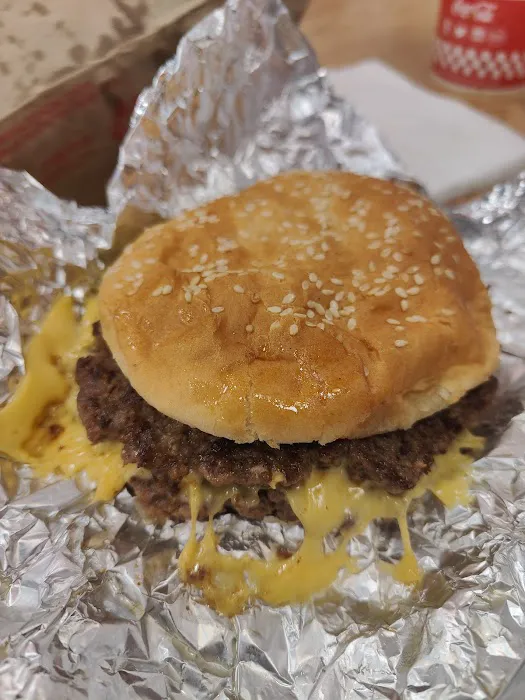 Five Guys Picture 6
