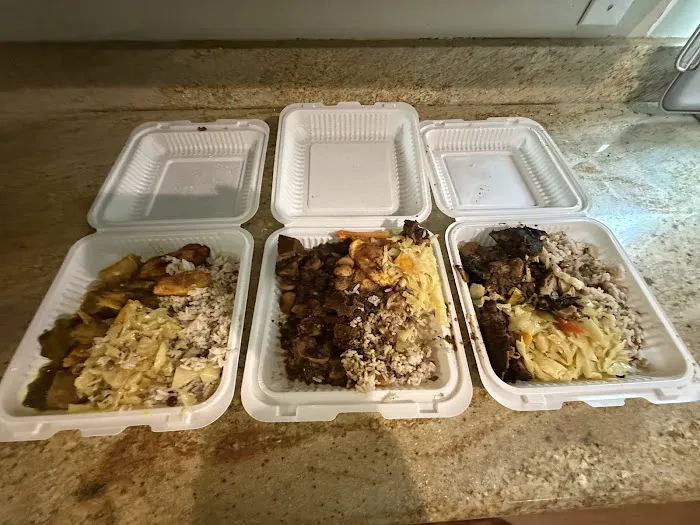 Motown Caribbean Catering services Picture 2