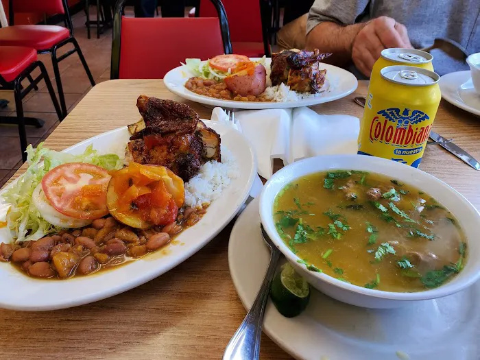 Pollos Pucalor Picture 1