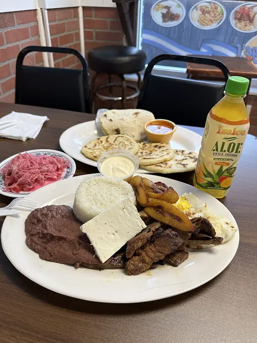 George's Deli Picture 8