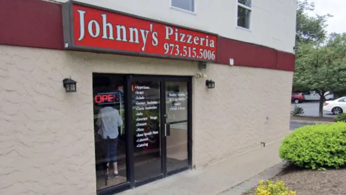 Johnny's Pizzeria Picture 10