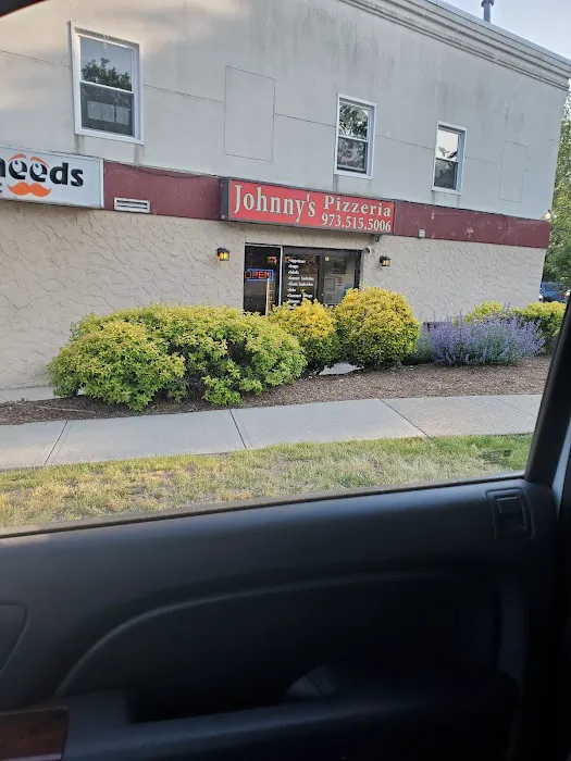 Johnny's Pizzeria Picture 9