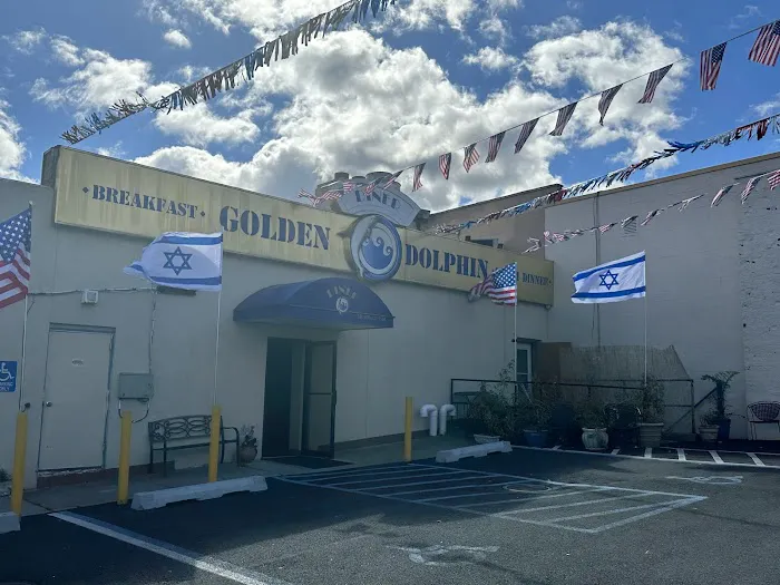 Golden globe diner Picture 10