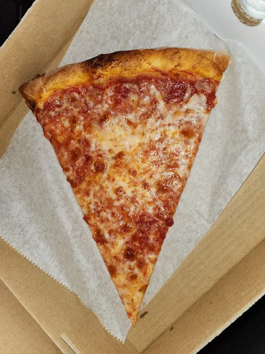 Milano's Pizzeria & Restaurant Picture 8