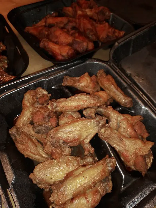 Toxic wings Commack Picture 3