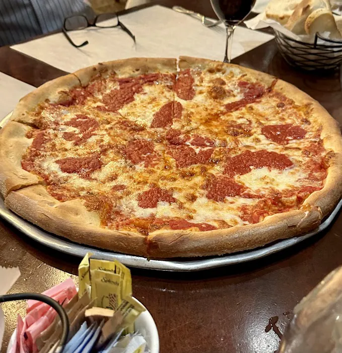 Emilio's – Italian Restaurant & Pizzeria in Commack NY Picture 10