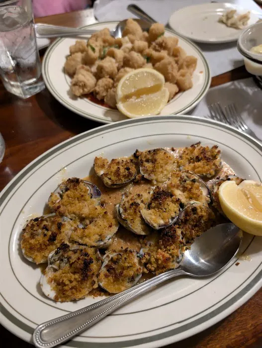 Emilio's – Italian Restaurant & Pizzeria in Commack NY Picture 5