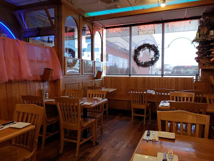 Athenian Greek Taverna Picture 3