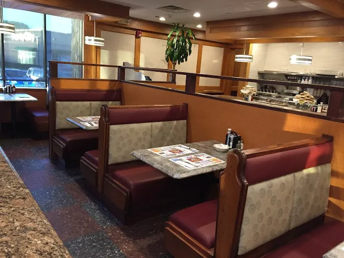 Candlelight Diner Picture 7