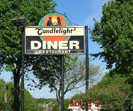 Candlelight Diner
