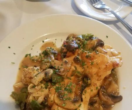 Italia Pizzeria Restaurant