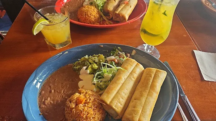 Las Mañanitas Picture 1