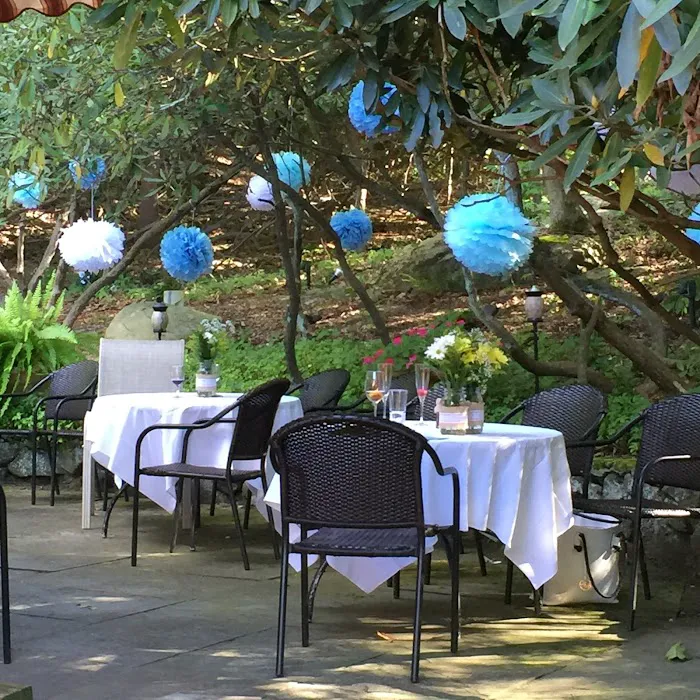 The Arch Restaurant Picture 3