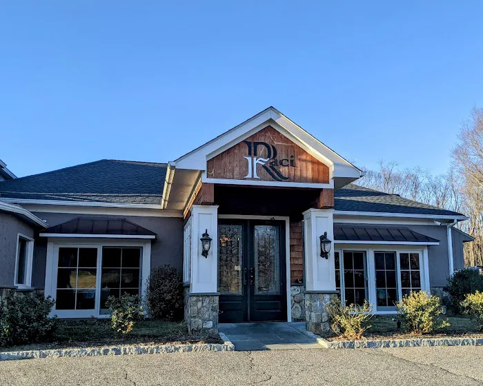 Rraci's Restaurant Picture 3