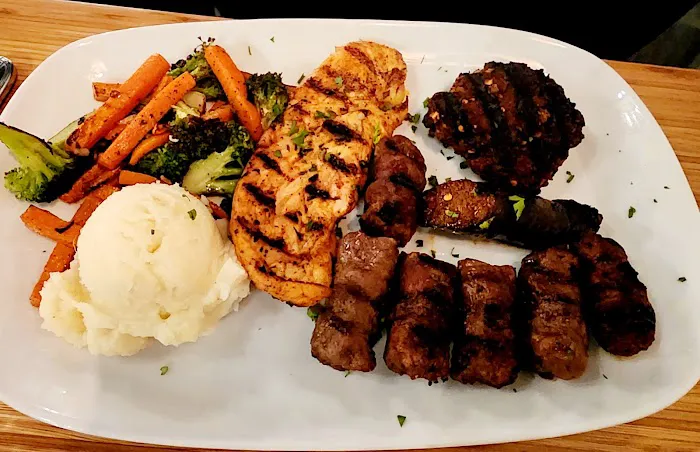 Stone House Bar and Grill Picture 3