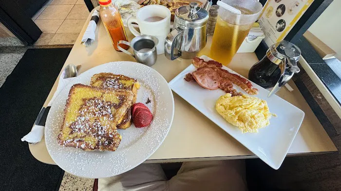 Dana's Diner Picture 4