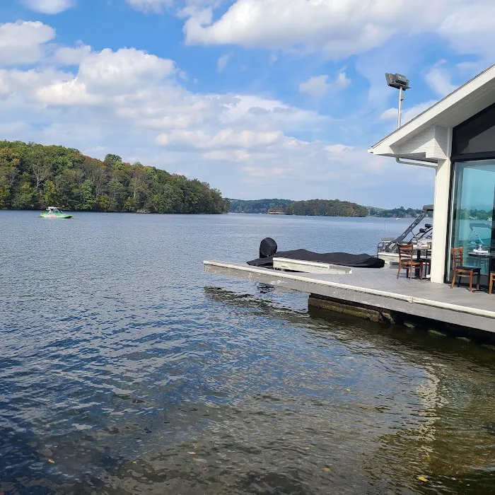 Lake House Restaurant and Bar Picture 2