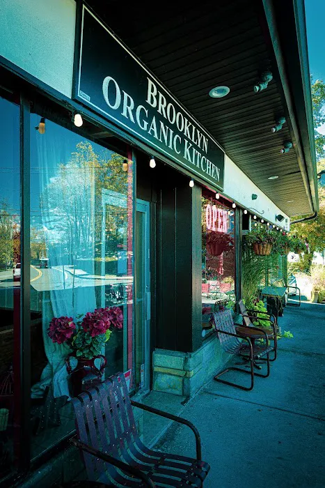 Brooklyn Organic Kitchen Picture 1
