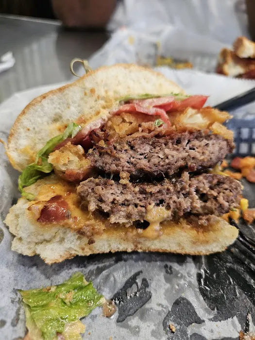 Bliss Dairy Bar & Grill Picture 4