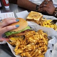 Bliss Dairy Bar & Grill ico