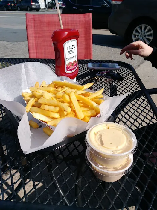 Bliss Dairy Bar & Grill Picture 8