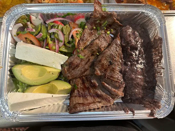 Laguna Restaurant & Grocery Picture 4