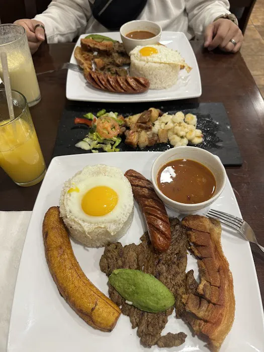 La Hueca Restaurant Picture 2