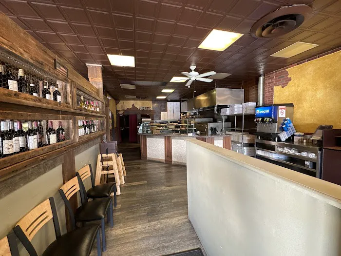 Prato Restaurant and Pizzeria Picture 5
