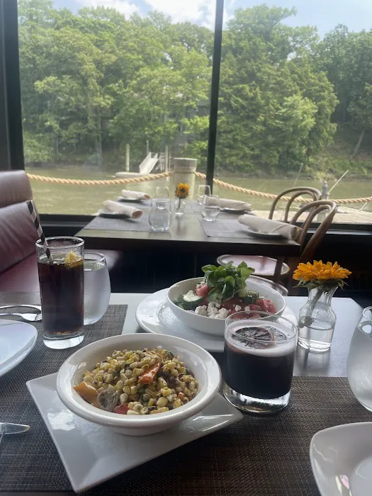 Rive Bistro Picture 6