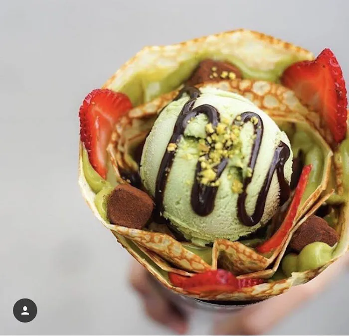 T-Swirl Crêpe Picture 8