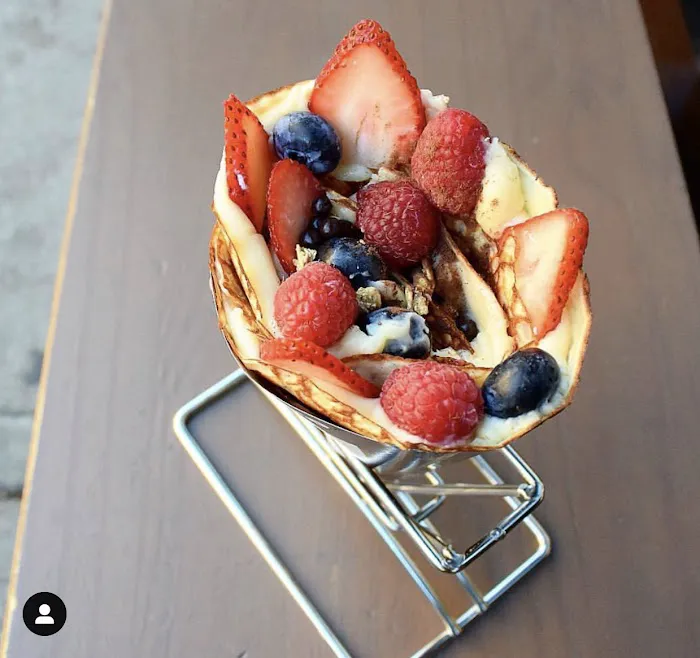 T-Swirl Crêpe Picture 6