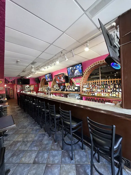 Acapulcos Mexican Family Restaurant & Cantina Picture 1