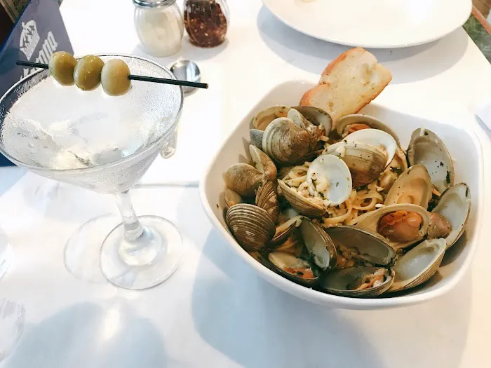 Big Jim's Galley Picture 7